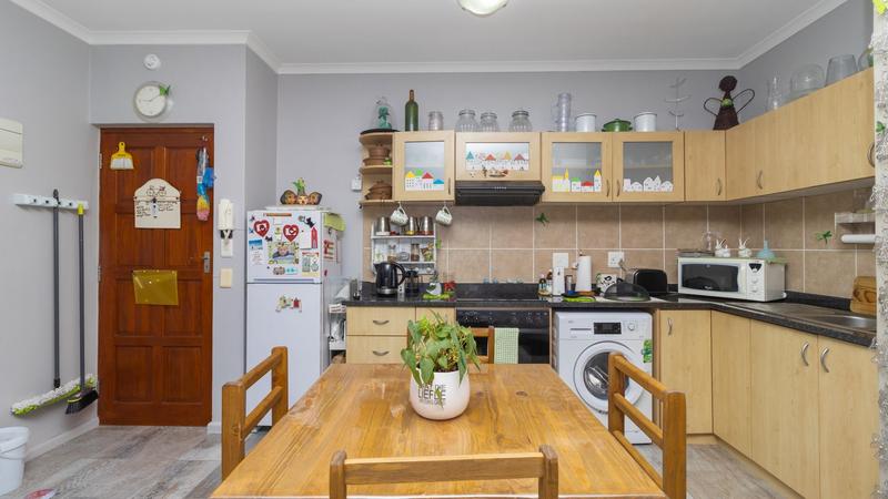 1 Bedroom Property for Sale in Sonkring Western Cape
